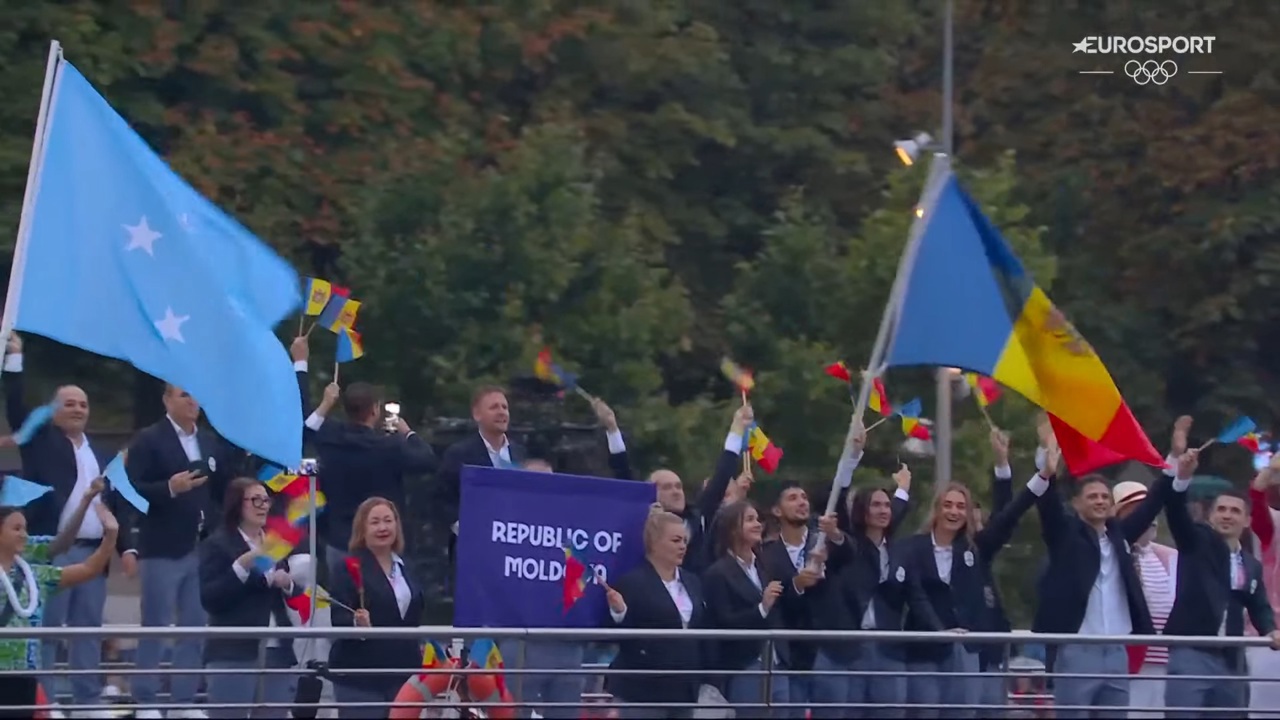 (ВИДЕО) В Париже прошла церемония открытия Олимпийских игр: как были представлены молдавские спортсмены 