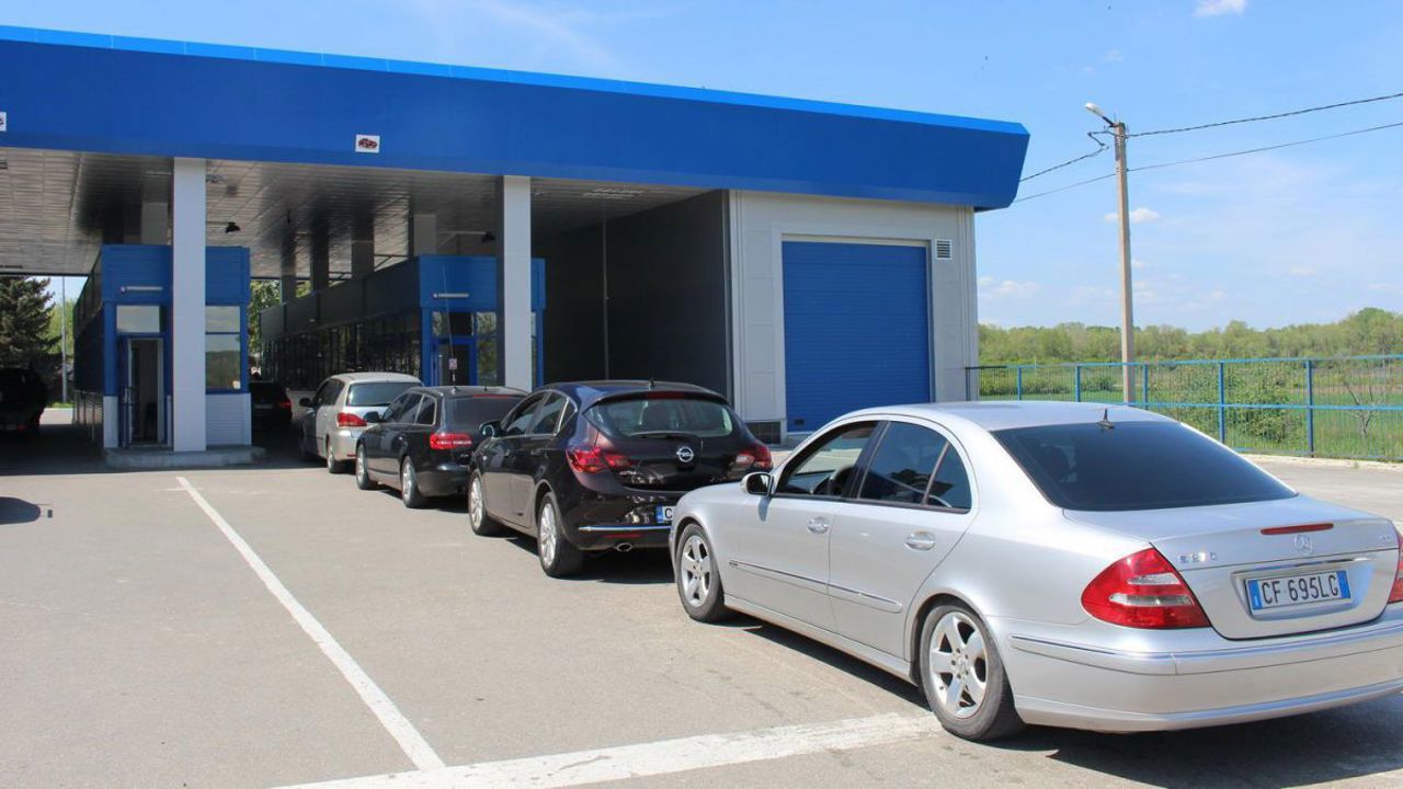 O sută de kilograme de haine, electrocasnice și mobilier – ce vor putea aduce acasă, fără taxe, moldovenii din diasporă