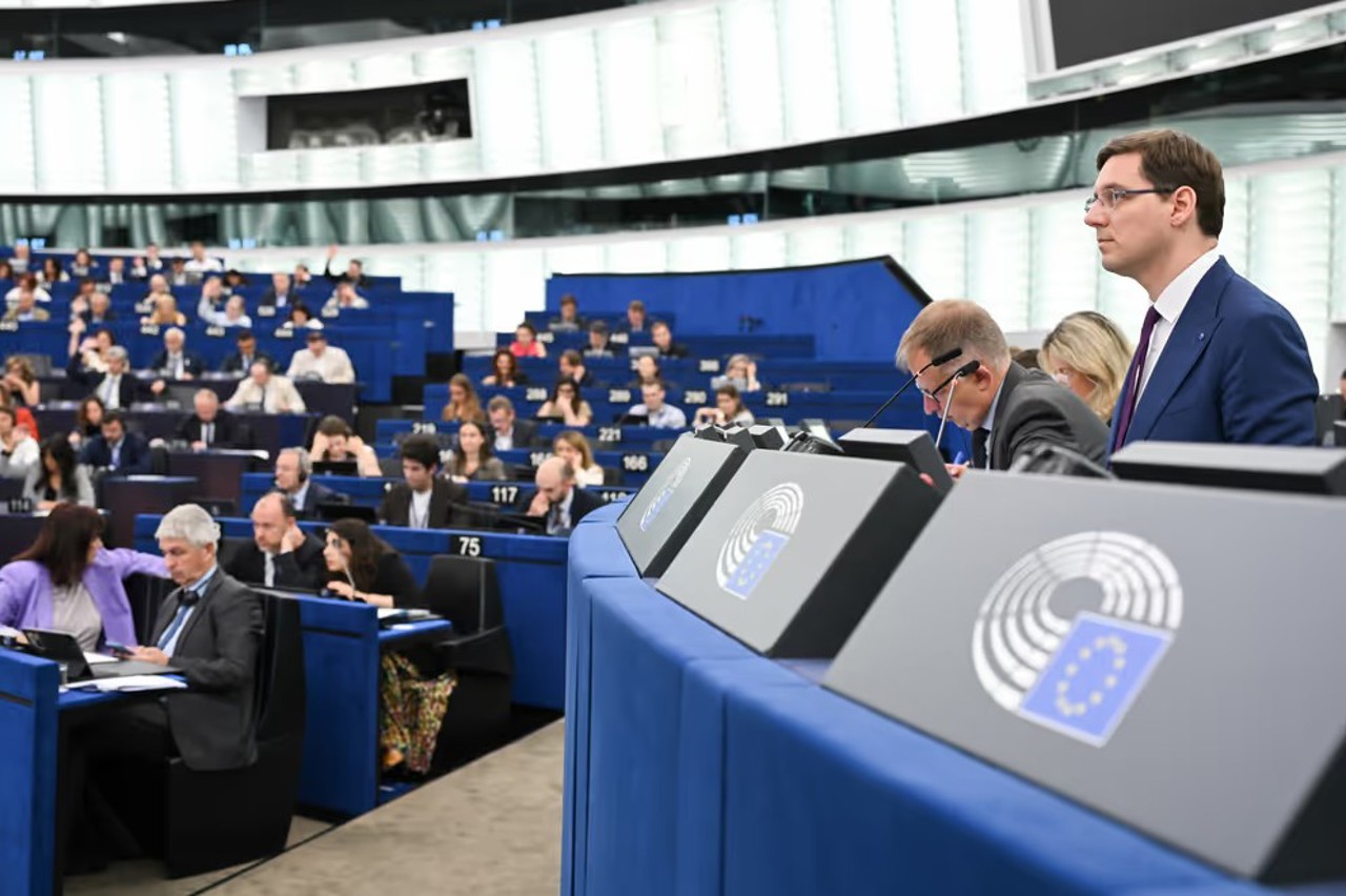 Raportul privind R. Moldova, adoptat cu o largă majoritate la Strasbourg: PE cere accelerarea negocierilor de aderare la UE