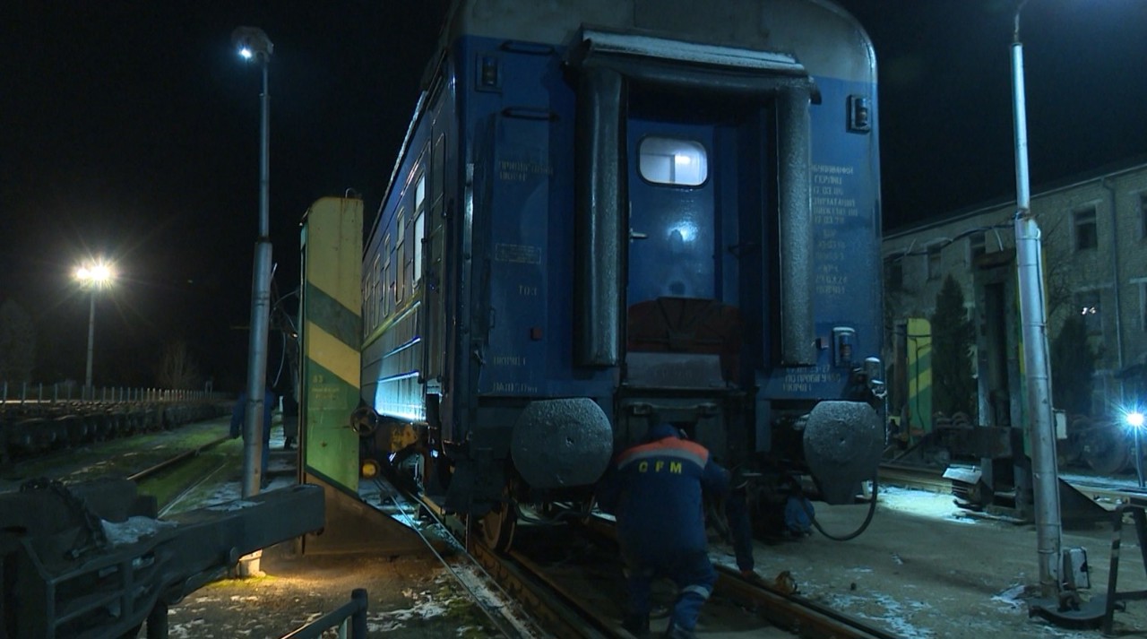 Prima linie de cale ferată electrificată între Chișinău și Ungheni, construită în 2026: „Ar fi eficient”, spun oamenii 