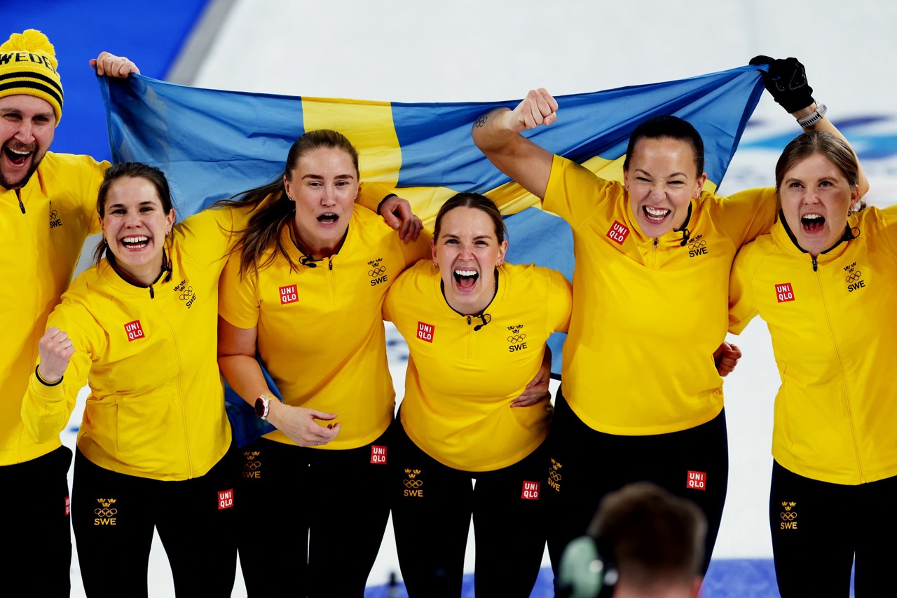 Suedia, campioană olimpică la curling feminin