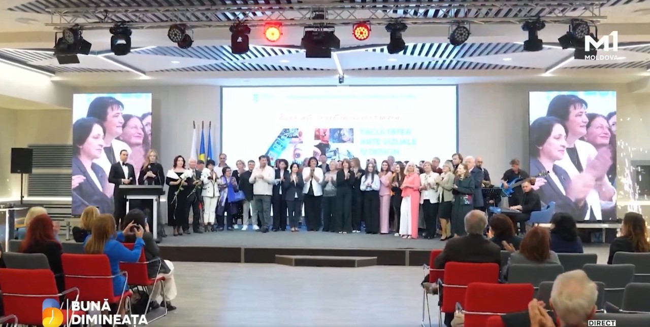 Întâlnire de suflet la Universitatea „Ion Creangă”: 45 de ani de artă și design au reunit generații de absolvenți 