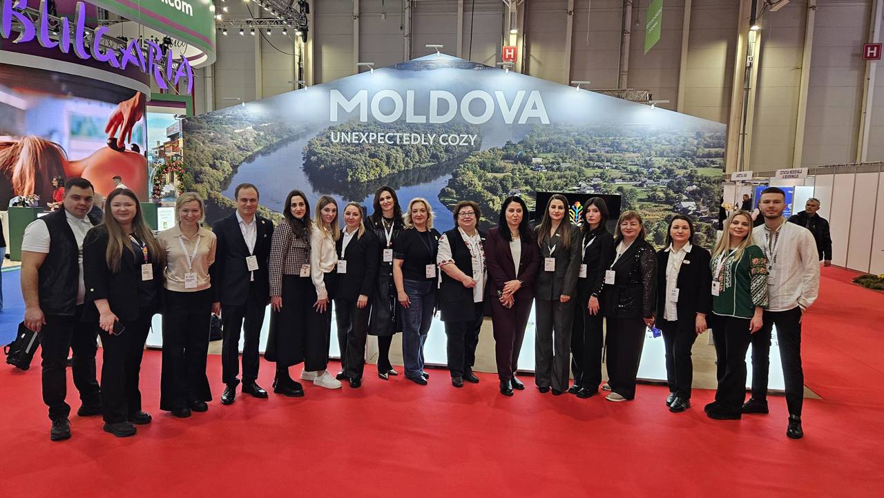 Vinării și agenții de turism din R. Moldova participă la Târgul de Turism din România
