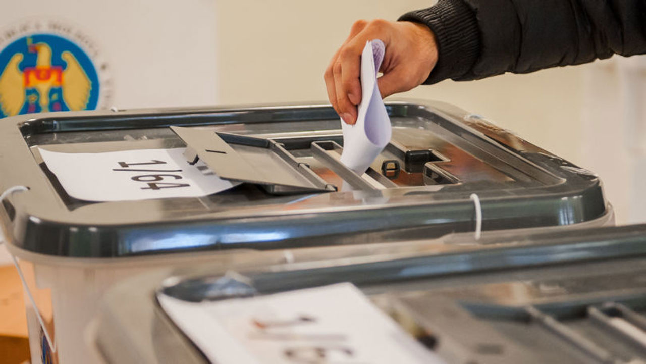 Campanie de informare pentru alegători: CEC a elaborat două materiale informative pentru cetățeni