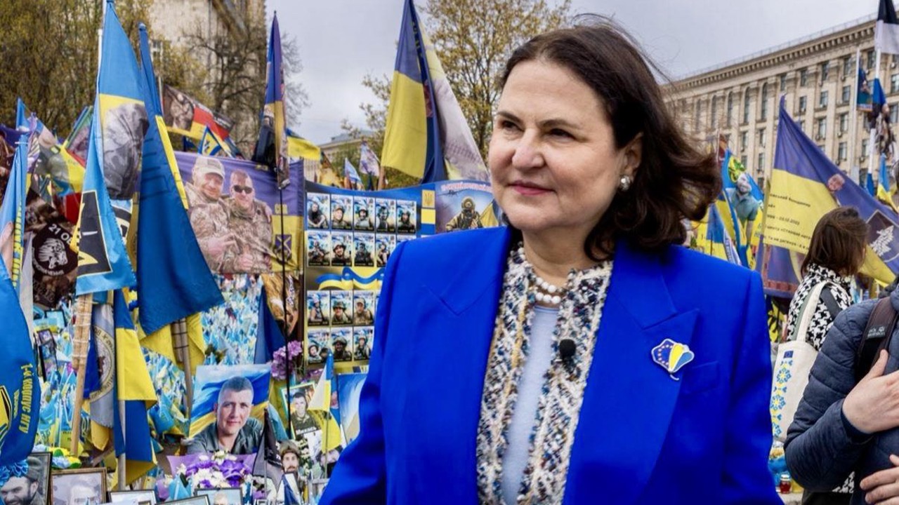  „UE nu pleacă nicăieri”. Diplomații europeni rămân la Kiev în pofida amenințărilor Rusiei cu noi bombardamente