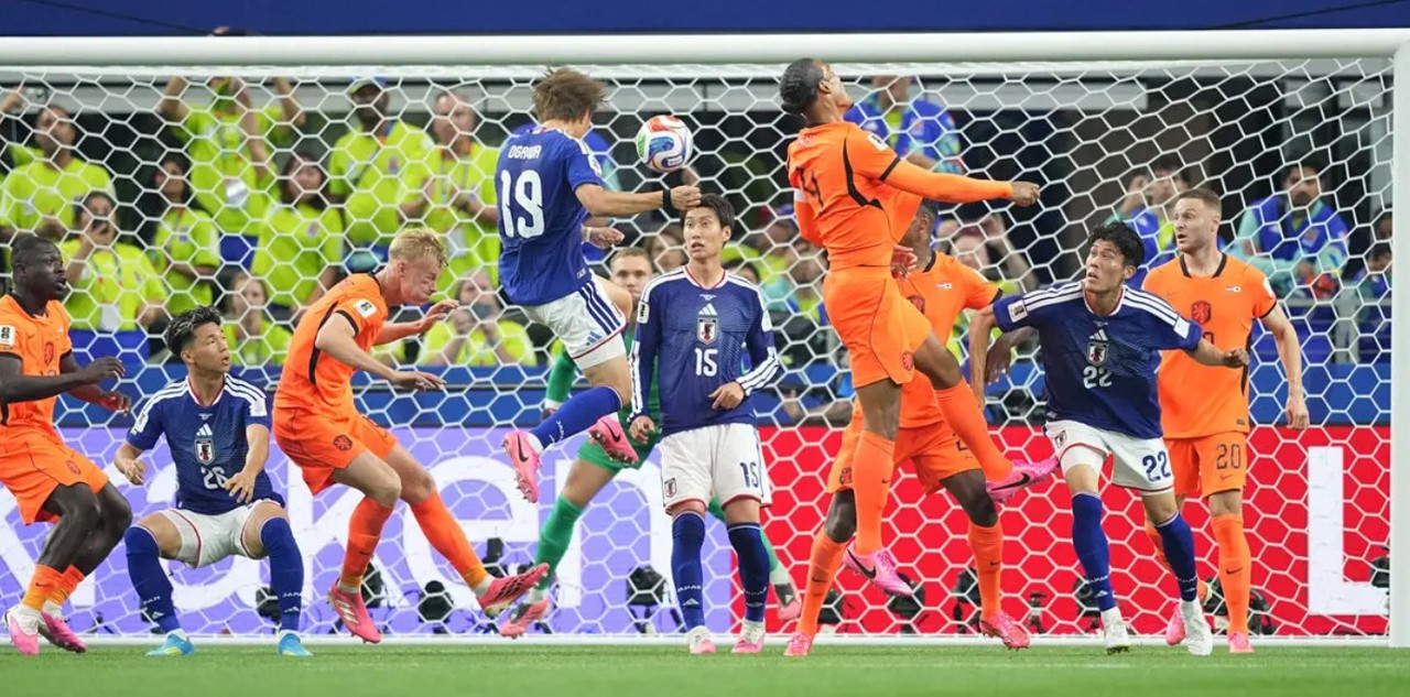 Echipa națională de fotbal a Țărilor de Jos a scăpat printre degete victoria în primul meci de la Cupa Mondială 