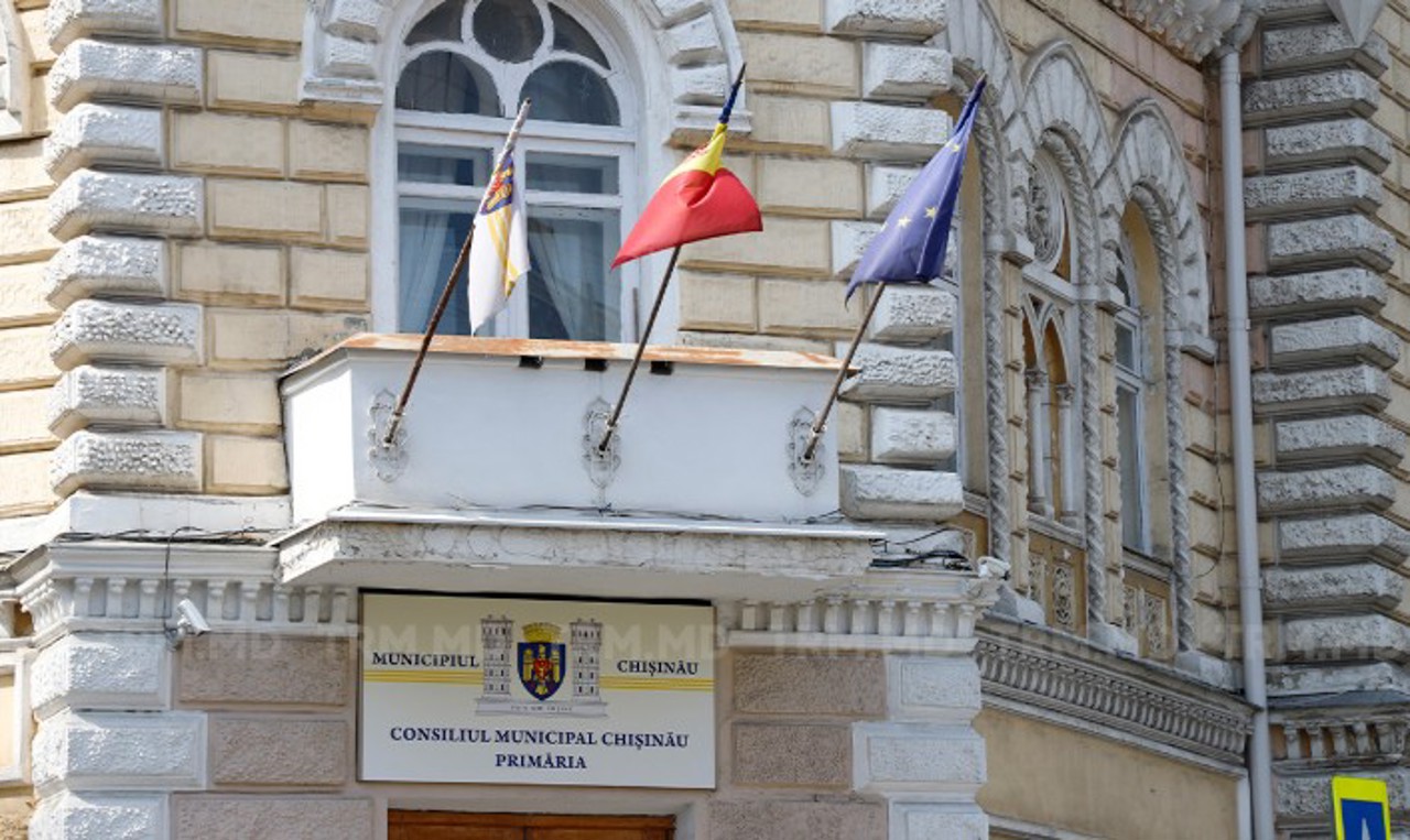Fără buget: fracțiunea PSRM și primarul Ion Ceban se acuză reciproc de blocarea intenționată a ședințelor CMC