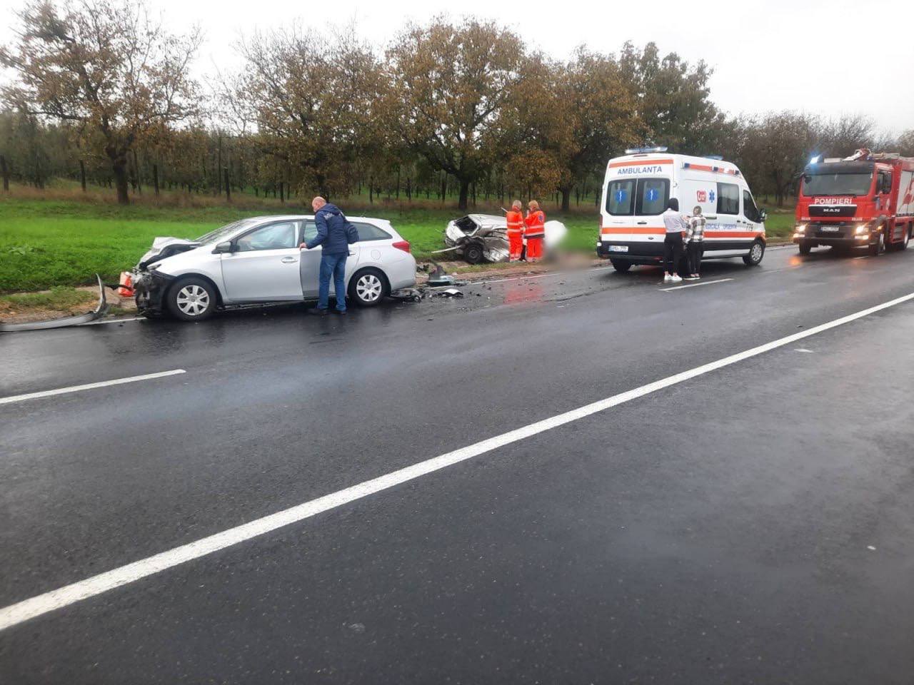 Grav accident la Peresecina: O persoană a decedat, iar una a ajuns la spital, după ce două mașini s-au ciocnit violent