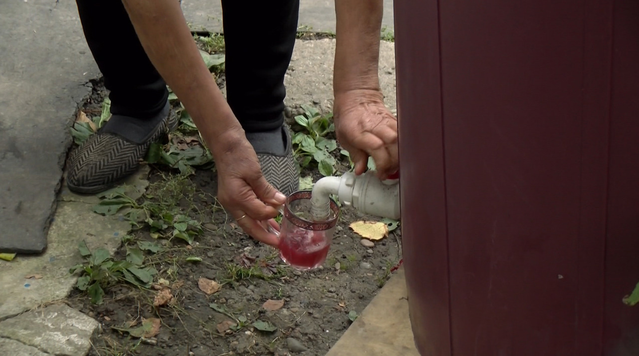 Vinul de casă, tradiție cu riscuri: dioxidul de carbon face victime în spații închise