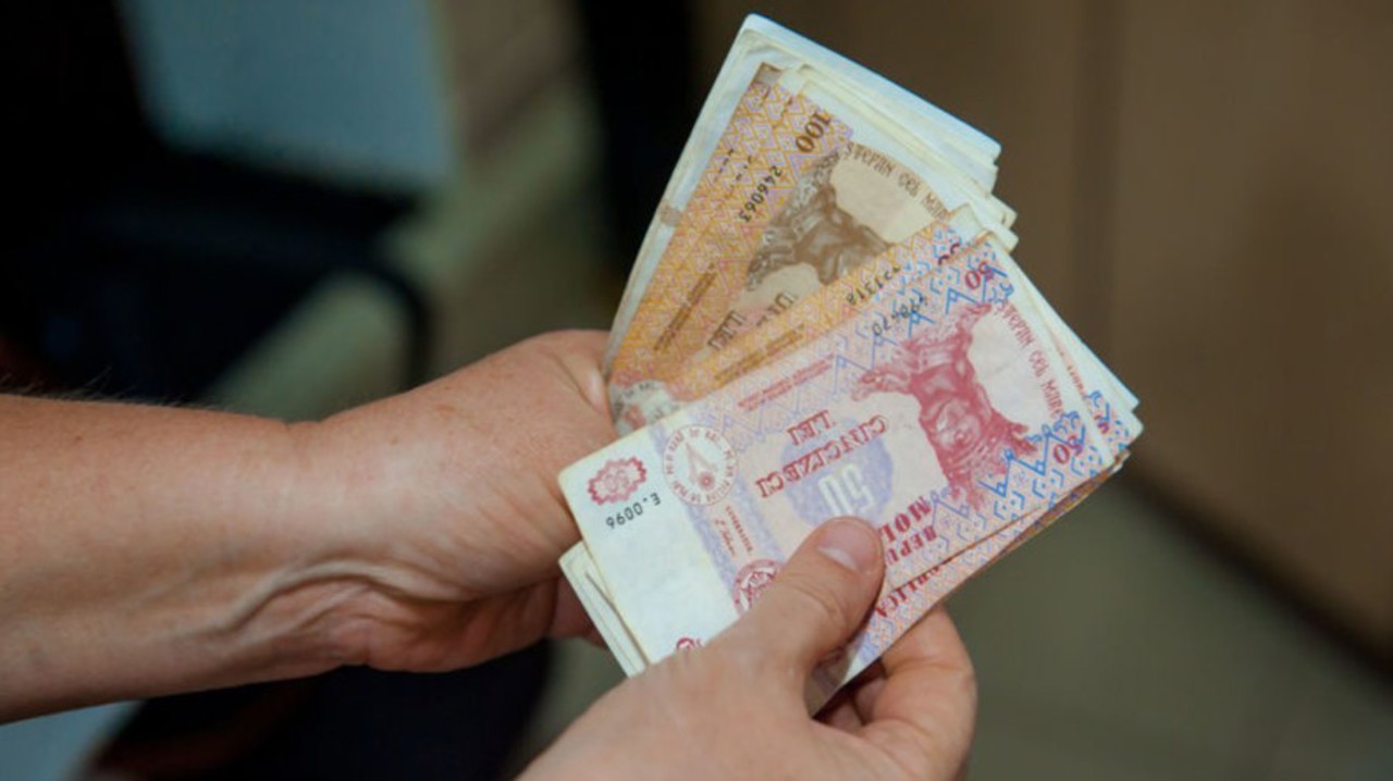 Peste 230 de mii de beneficiari de ajutor unic de Paști: cine și câți bani va primi