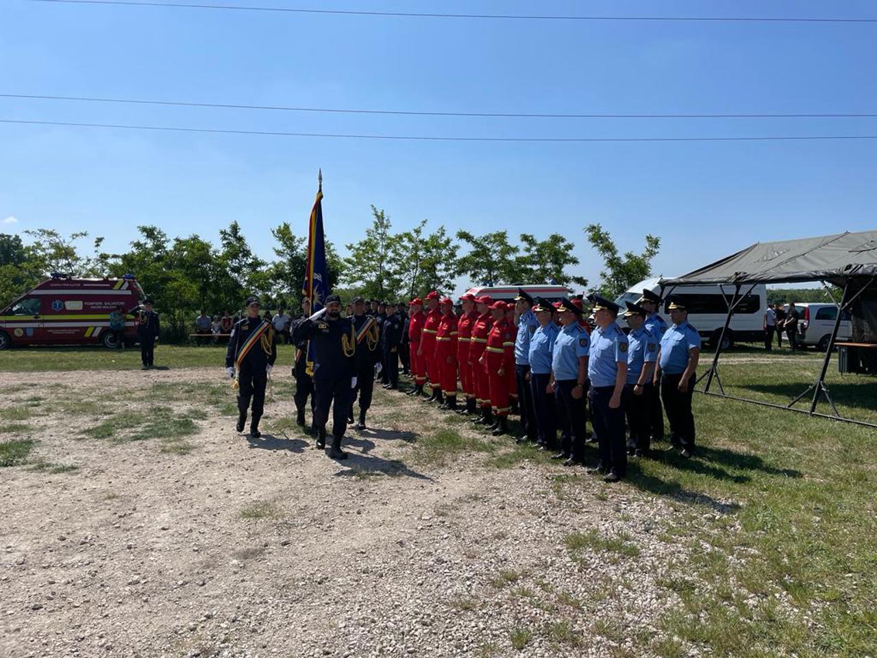 Память павших героев СМУРД в Харагыш 