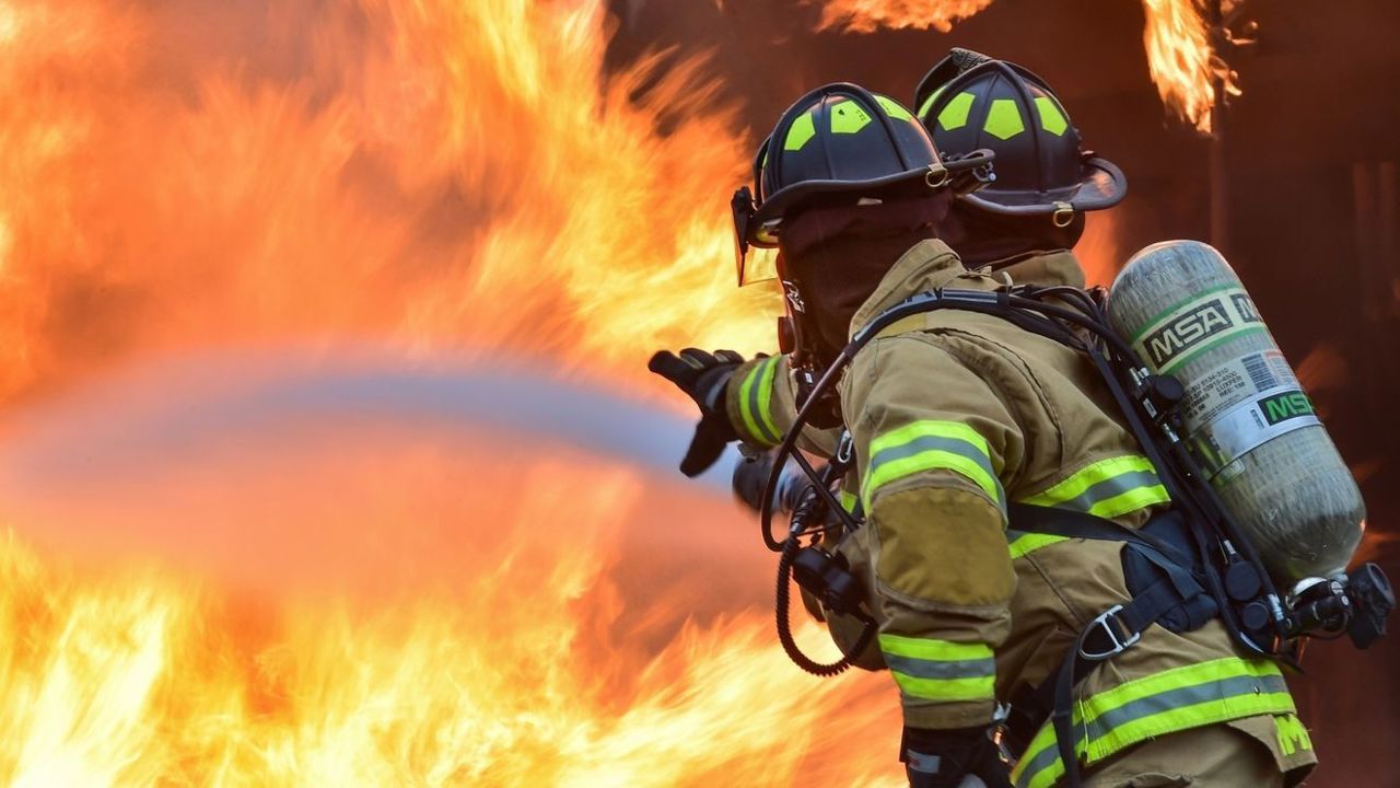 Explozie într-o fabrică de artificii din India: Cel puțin 20 de morți și șase răniți