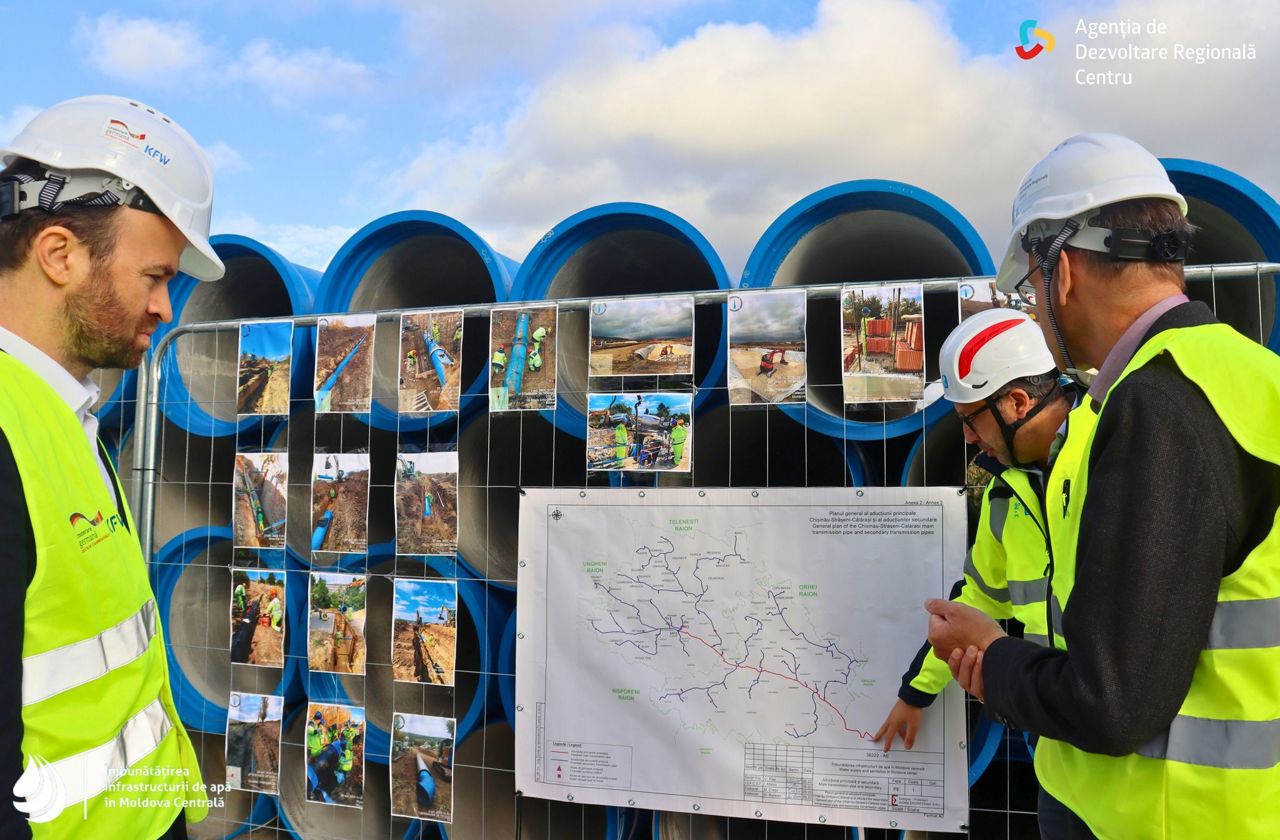 Apă din Nistru pentru locuitorii din Strășeni și Călărași: conducta, instalată pe o distanță de 12 km