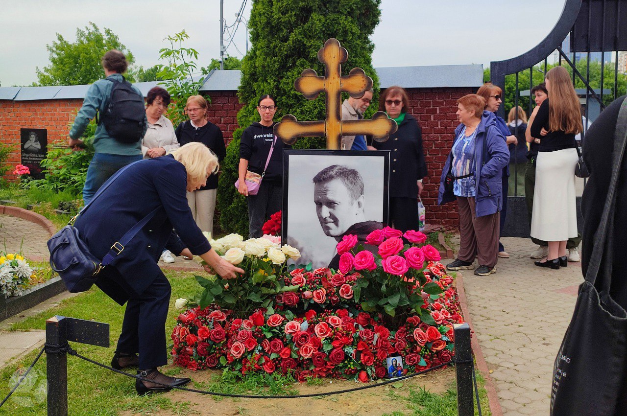 Сегодня Алексею Навальному исполнилось бы 49 лет. Эмоциональное послание его жены Юлии