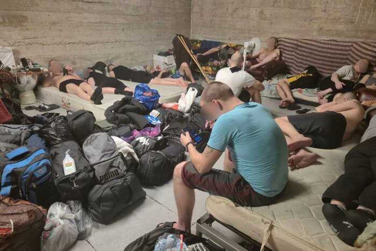 Молдова не пропускает застрявших на Верхнем Ларсе украинцев. Что сказали в Пограничной полиции?