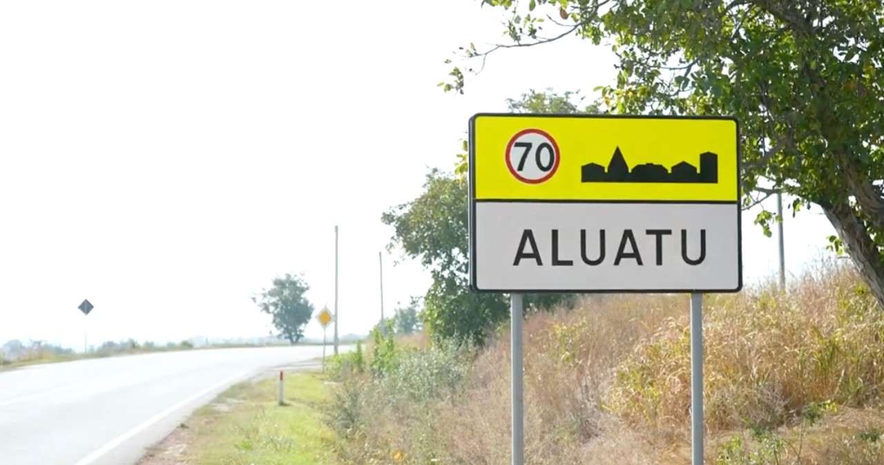 „Să putem comunica în limba noastră”: O comunitate românească din Taraclia cere trecerea la Cahul. Primarul se opune