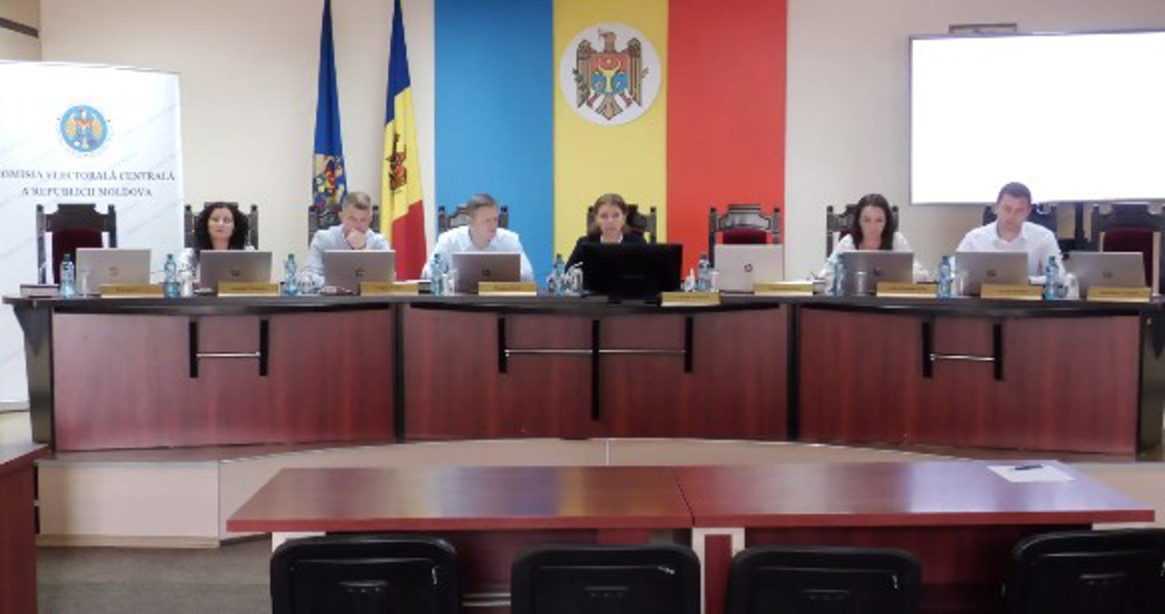 Un referendum aprobat, altul respins: CEC a luat decizii diferite pentru Delacău și Bahmut