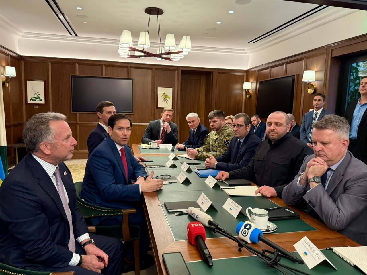 Negocieri în Florida: SUA și Ucraina discută planul de pace ajustat după consultările de la Geneva