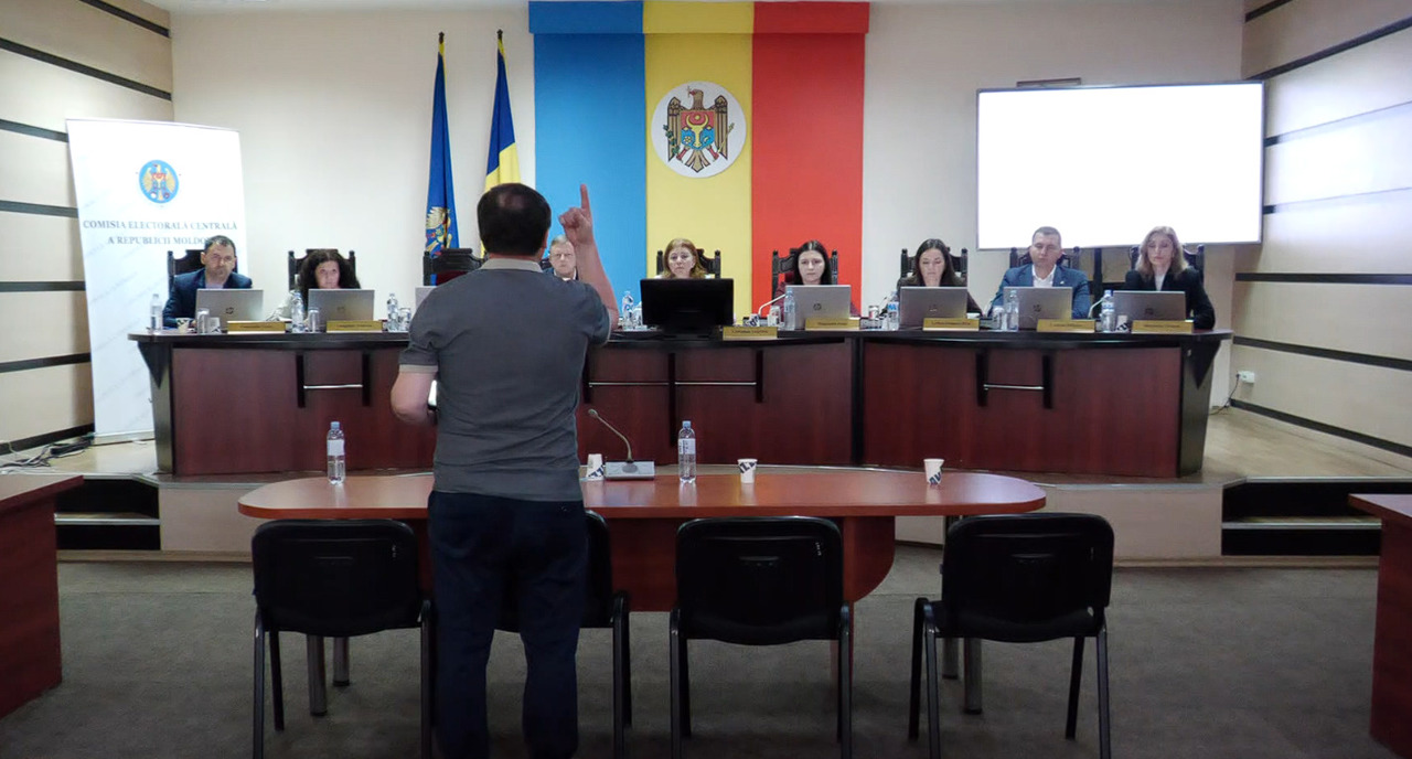 „Să aveți soarta Floreniului!”: Tensiuni la CEC după respingerea referendumului la subiectul amalgamării localității