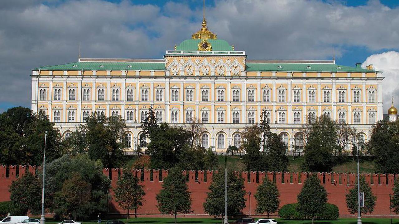 Rusia a declarat persona non grata un angajat al ambasadei României la Moscova