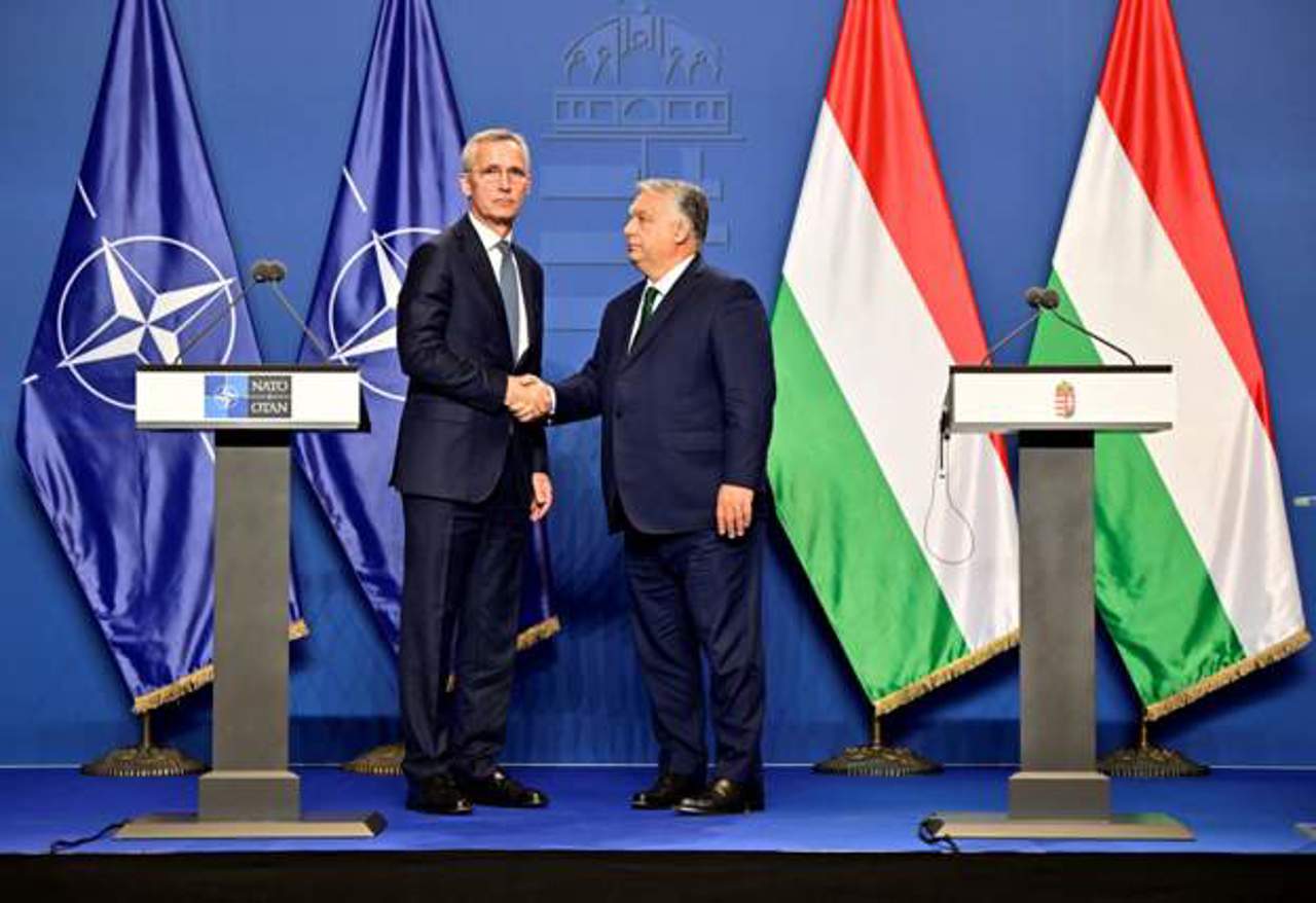 Hungary Agrees Not to Block NATO Aid for Ukraine, Stays Neutral