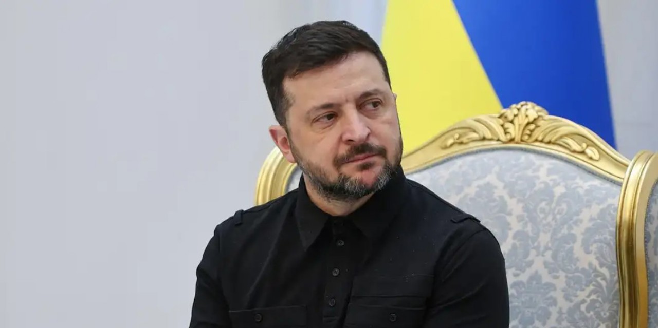 Зеленский "разрешил" провести парад 9 мая в Москве: комментарий Кремля, "усеченный" парад и трехдневное перемирие