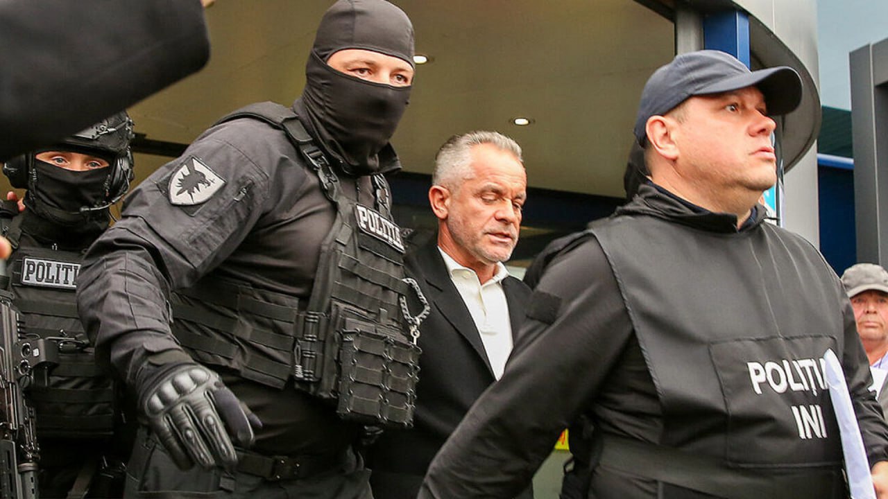 Vladimir Plahotniuc rămâne în arest încă 30 de zile