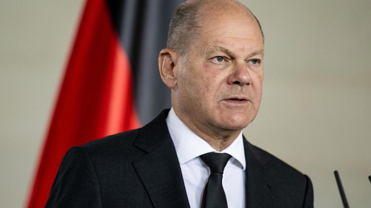 Olaf Scholz calls for EU and US to support Ukraine more against Russian aggression