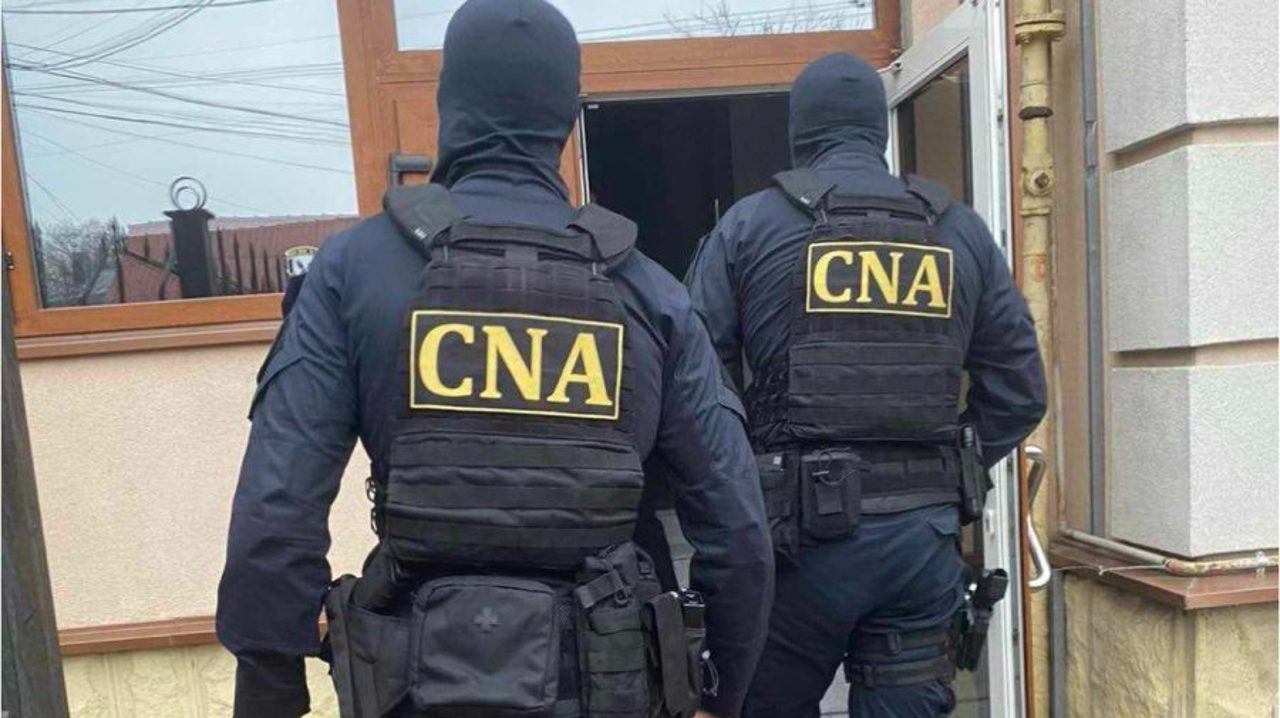 Percheziții de amploare în penitenciare și în mai multe locații ale țării, în dosarul privind aplicarea amnistiei