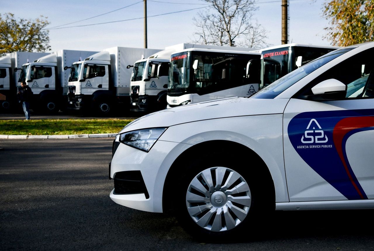 Reguli noi pentru șoferii începători: „Ar trebui modificat întregul set de întrebări și răspunsuri, să se bazeze mai mult pe practică”