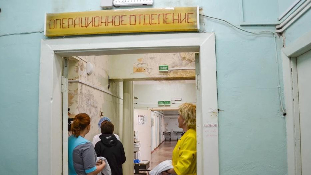 Criza bugetară din Rusia lovește în sănătate: Autoritățile regionale reduc cheltuielile pentru spitale din cauza deficitului record