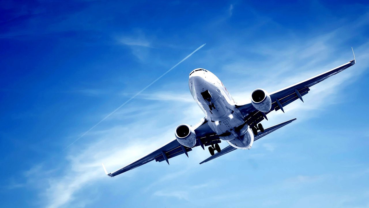 O nouă rută aeriană spre Paris, din 7 iulie 