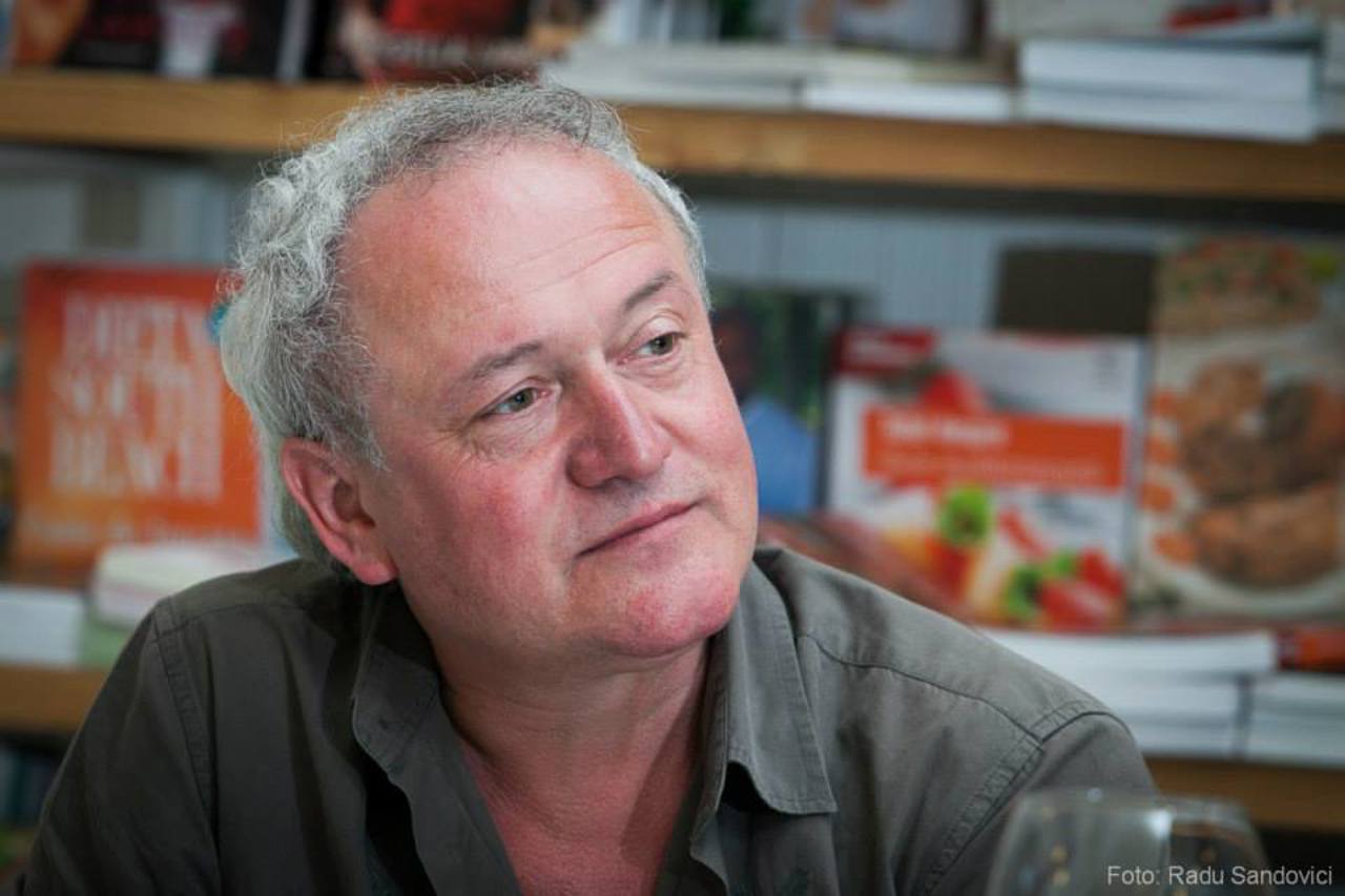 Журналист Дэн Алексе, на ТРМ: "Главной целью этой рубрики будет сказать миру: Говорите естественно!"