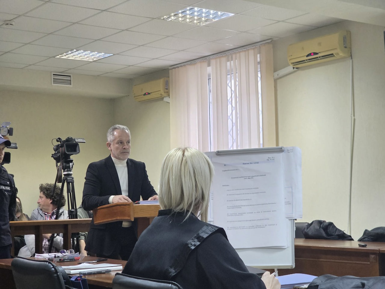 „Astăzi o să auziți tot!”: Plahotniuc respinge probele procurorilor și critică pedeapsa cerută pe numele său în dosarul fraudei bancare