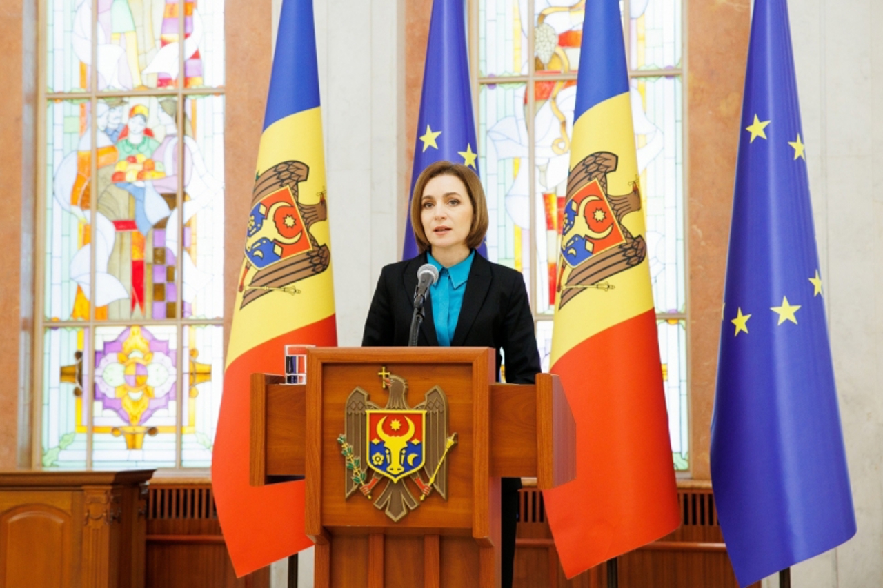 LIVE // The President of the Republic of Moldova Maia Sandu makes statements about the situation at Chisinau International Airport