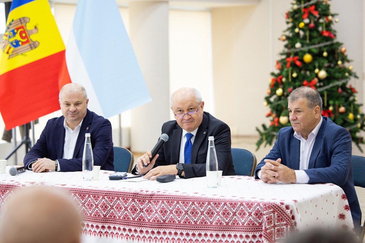 Primarii din Găgăuzia cer mai multe proiecte finanțate prin „Satul European”. Munteanu: Beneficiile aderării la UE sunt pentru toți cetățenii R. Moldova