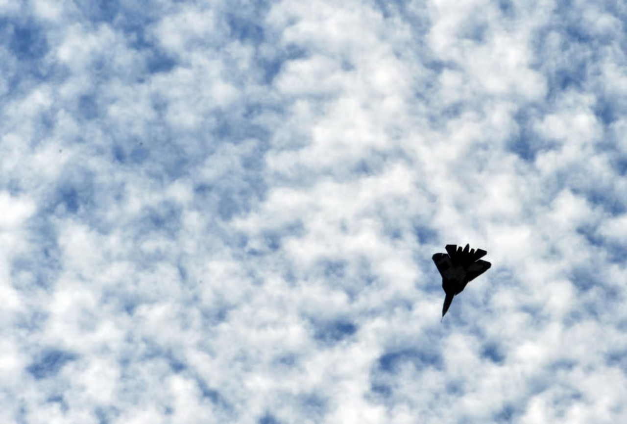 Avioane militare ruse au încălcat spațiul aerian al Lituaniei. NATO a ridicat avioane de vânătoare