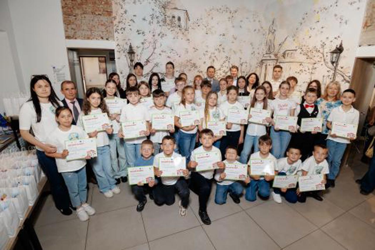 Over 800 students join energy efficiency competition