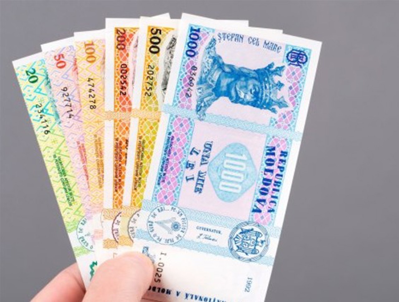 Moldova to raise personal tax allowance and tobacco excises 