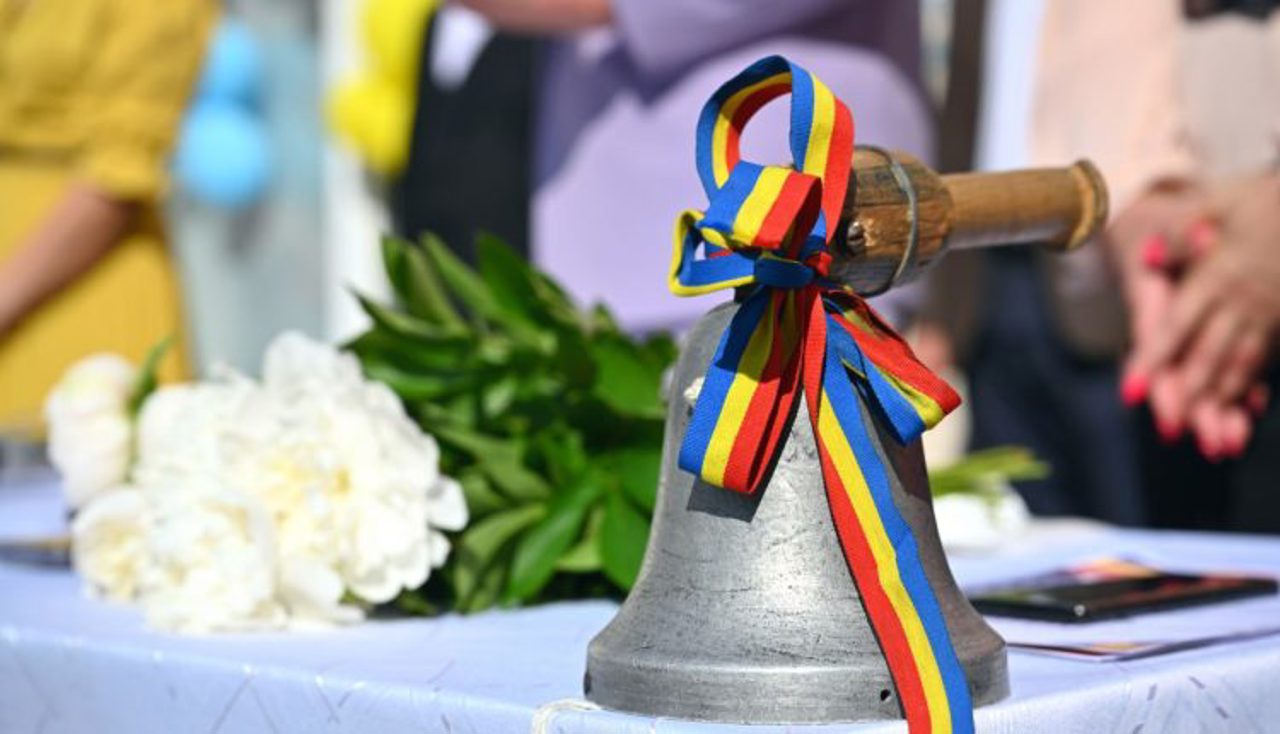 Moldovan students start new academic year