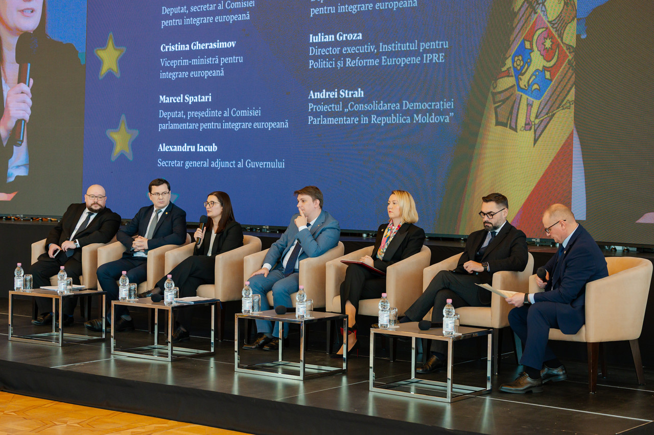 Rolul Comisiei parlamentare pentru integrare europeană în procesul de aderare la UE: peste 100.000 de pagini, transpuse în legislația națională