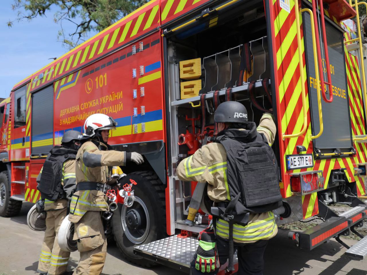 Удар по Днепру: минимум восемь человек погибли и больше 80 получили травмы 
