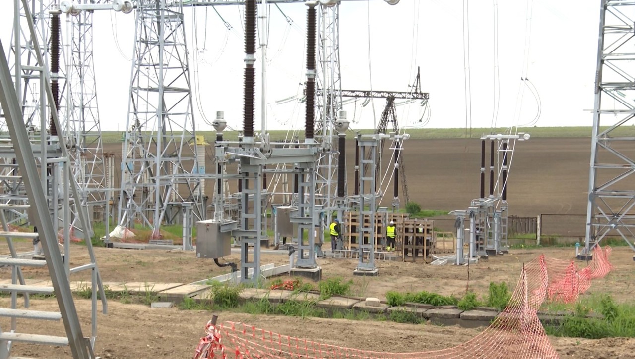 Primele livrări de energie prin linia Vulcănești - Chișinău ar putea avea loc la sfârșitul lunii iunie, estimează ministrul Energiei  