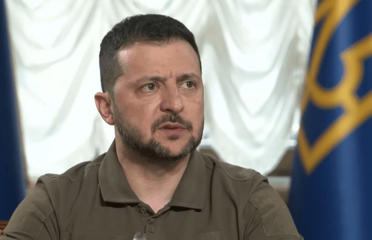 Volodymyr Zelensky: The evacuation of people from flooded areas following the destruction of the Kahovka dam continues under Russian artillery fire