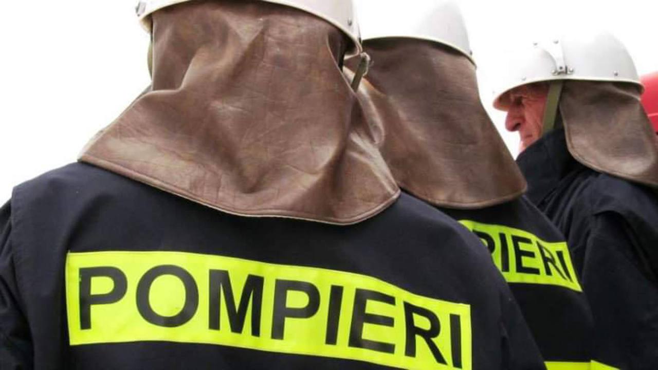 Sute de pompieri și salvatori vor fi la datorie în ajunul Crăciunului pe stil nou