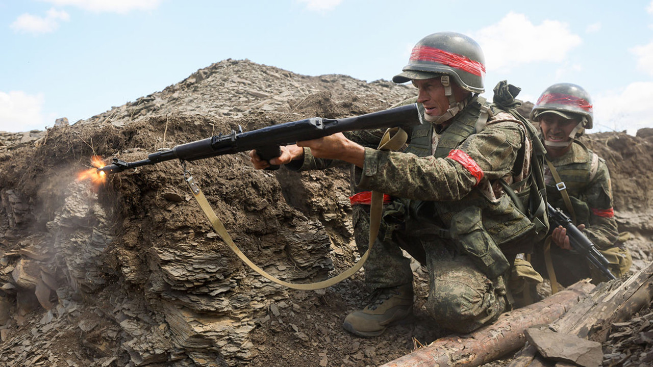 Soldații devin călăi: militarii ruși de pe linia frontului își împușcă camarazi răniți, în lipsa evacuării