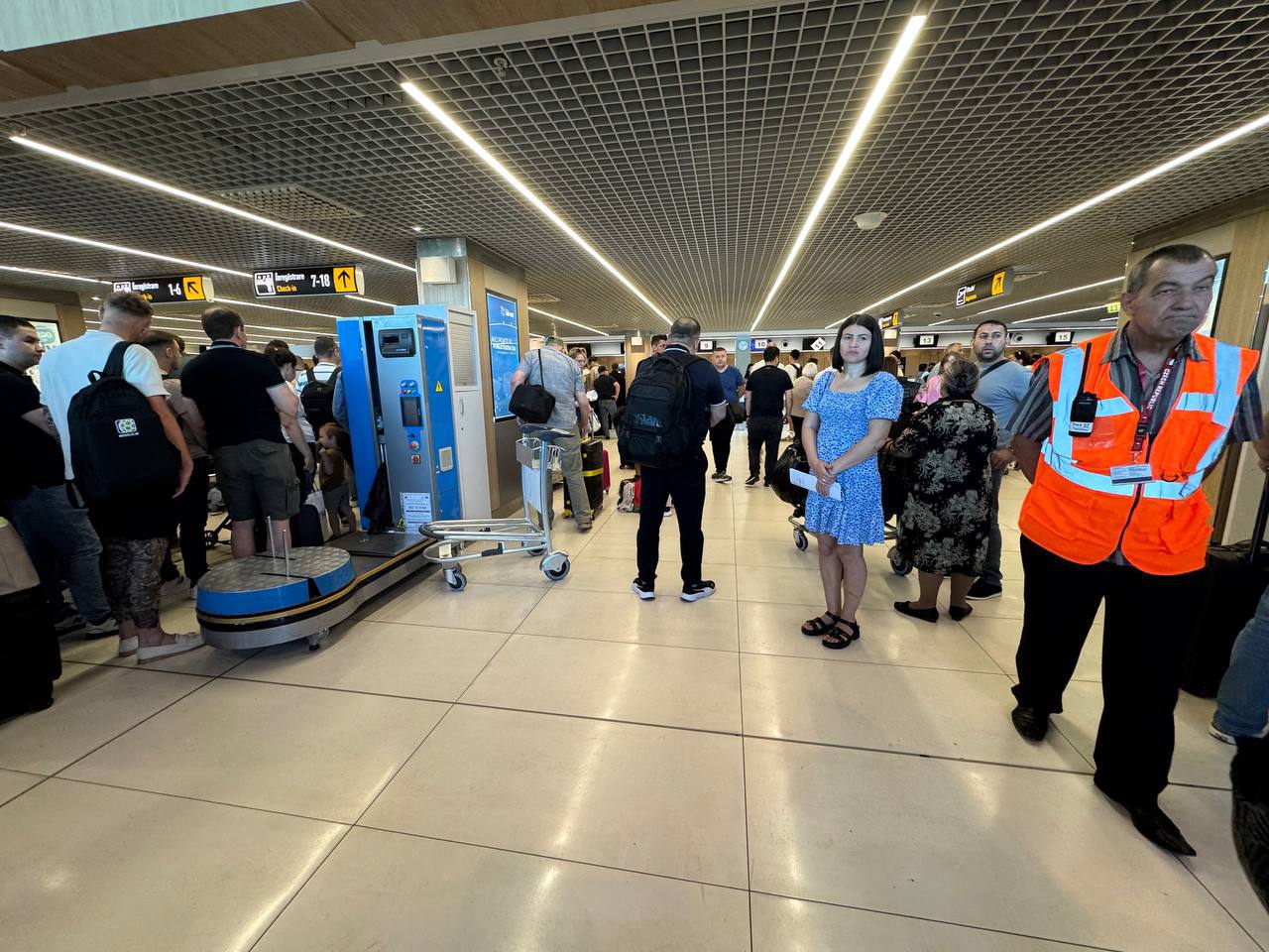 Mai multe zboruri vor întârzia, chiar dacă problemele tehnice de la aeroport au fost depășite