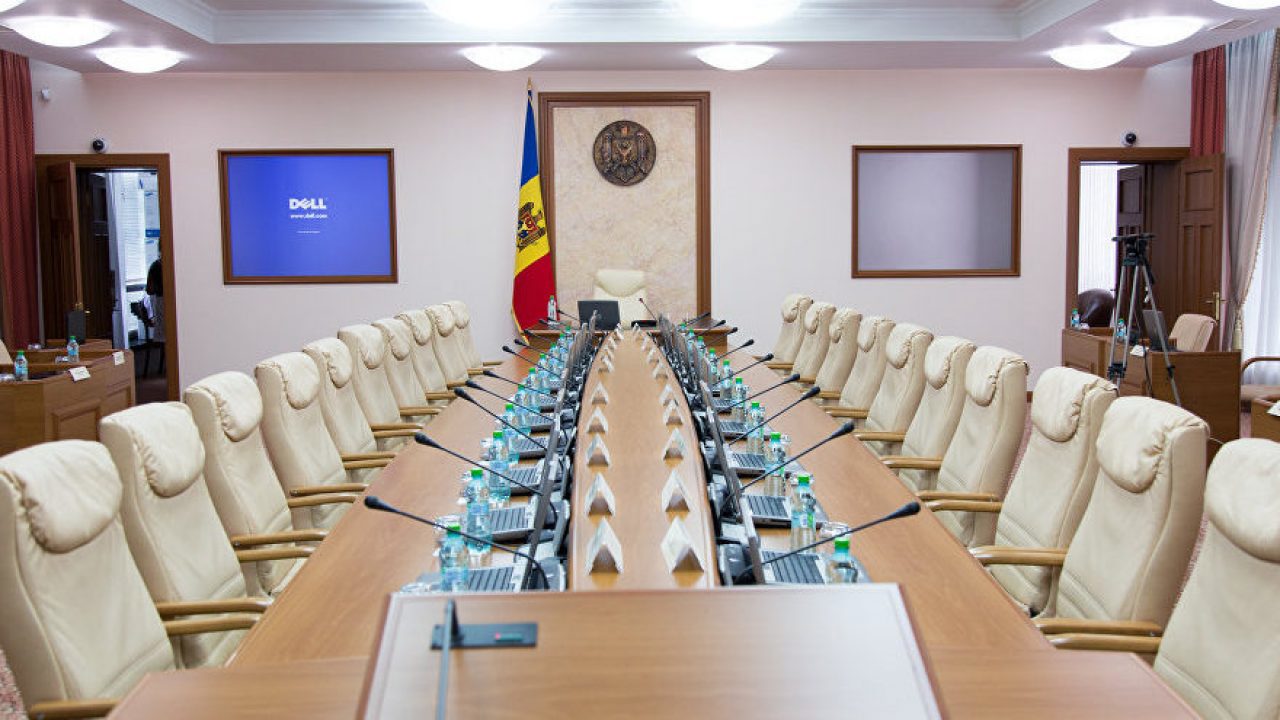 Apel public: Viitorul Guvern condus de Vasile Tofan ar trebui să aibă o reprezentare feminină de minimum 40%