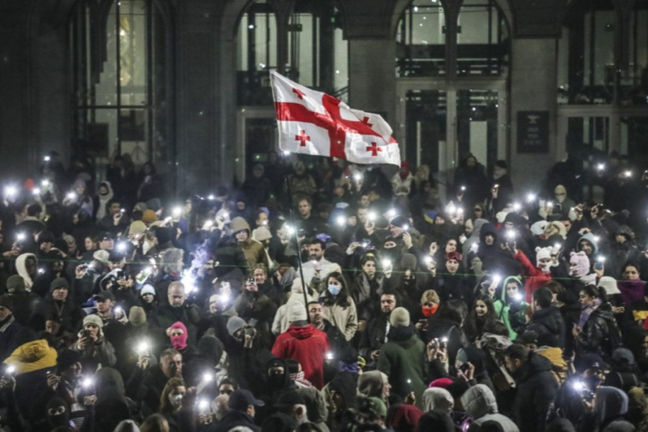 Georgia protests rage on: Demands for new elections