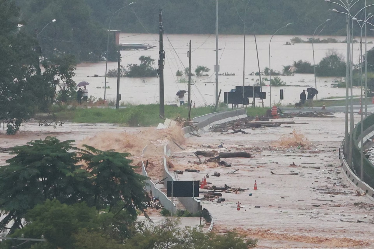 Reuters / Vedere generală arată o zonă afectată de inundații în Lajeado, statul Rio Grande do Sul, Brazilia, 2 mai 2024